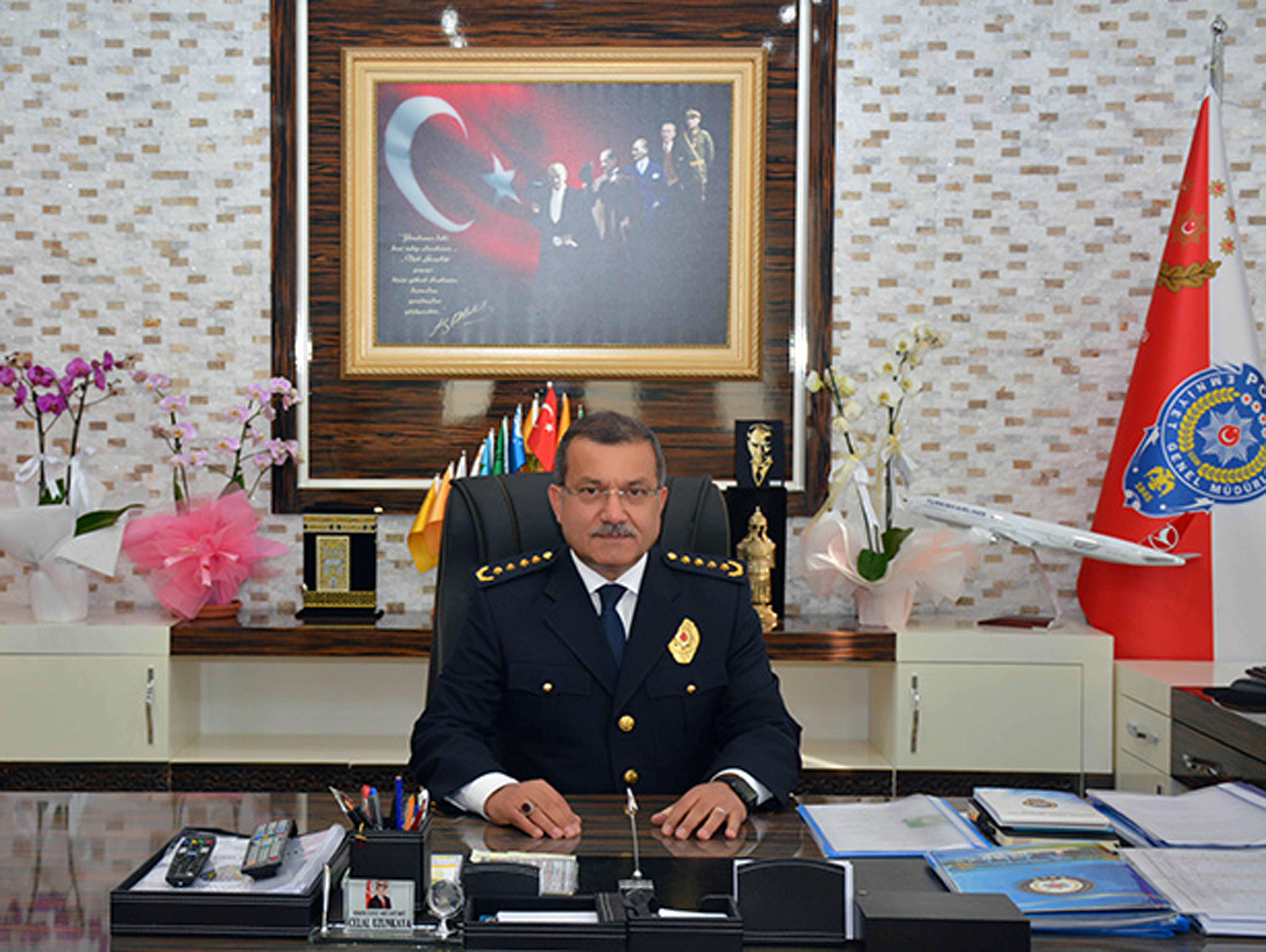 Antalya'da polise bar, pavyon, disko yasak