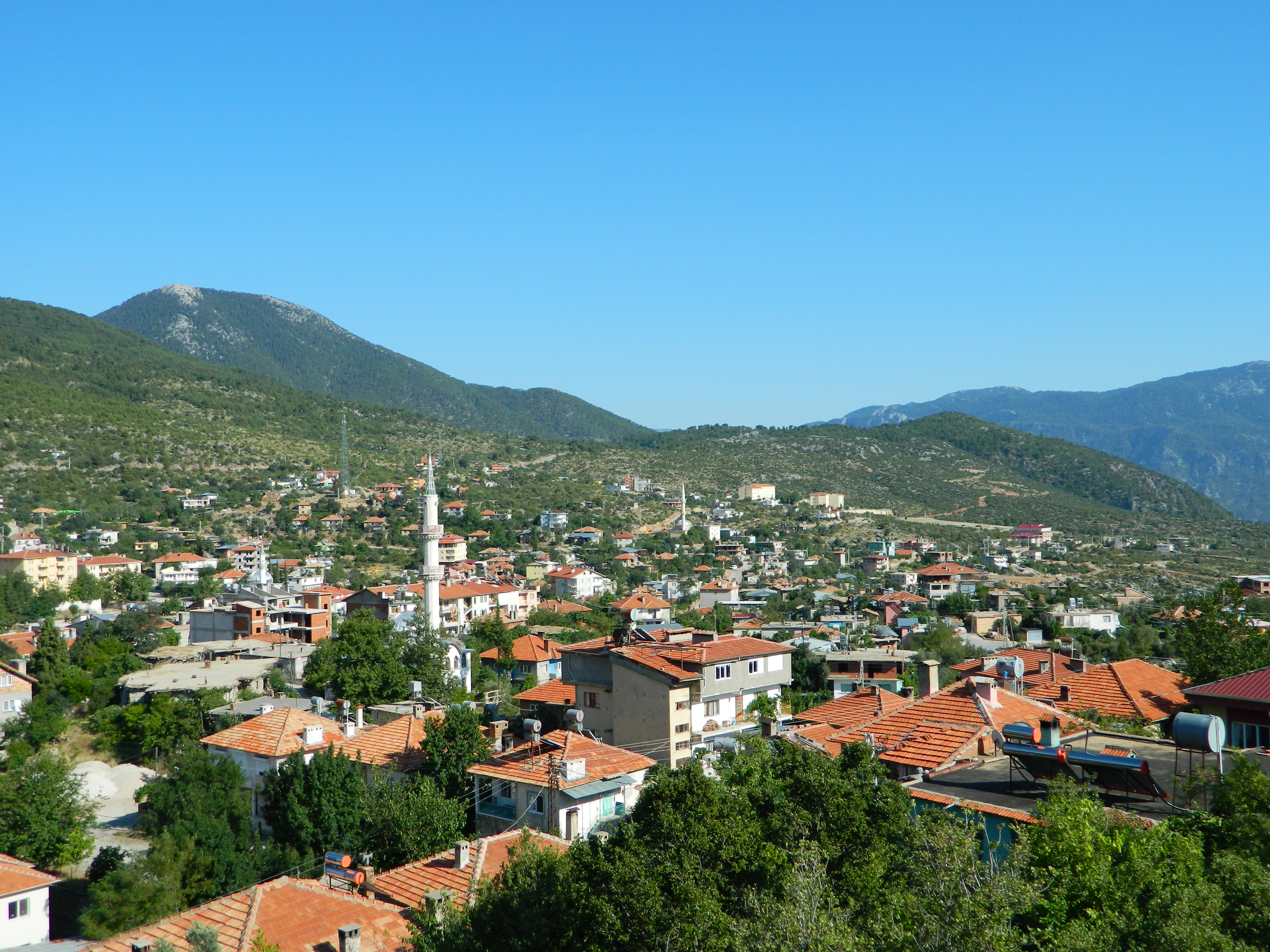 DÜNDEN BUGÜNE GÜNDOĞMUŞ -- Yok Olmaya Yüz Tutmuş Geçmişimizden Bir Oyun -- (Gündoğmuş Halk Kültürü - Çocuk Oyunları) ALAKESME