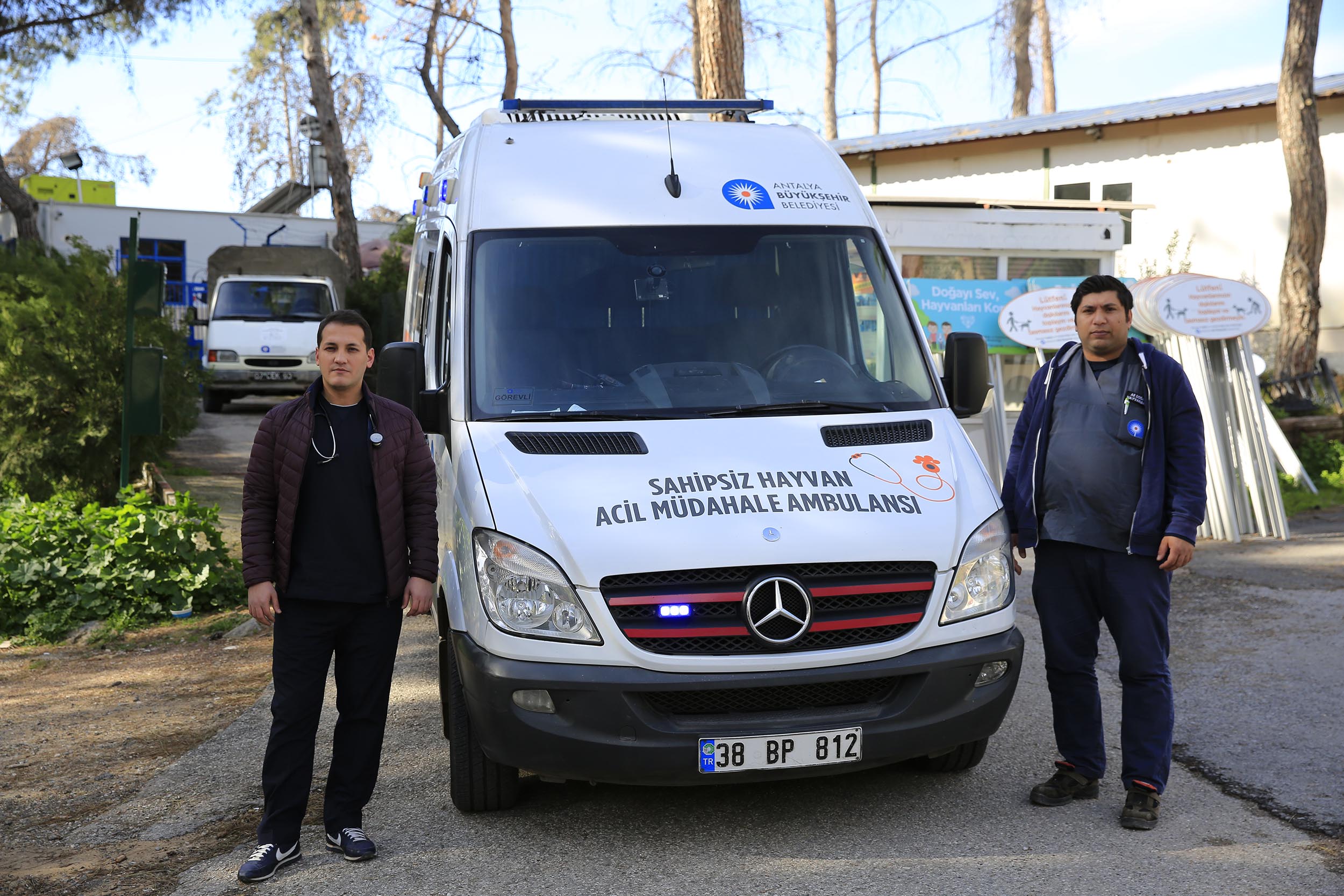 Hayvan ambulansı 7/24 hizmette