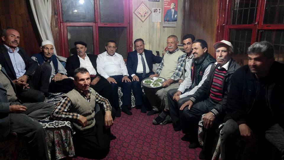 Köprülü’de ailesi toplantısı yaptı