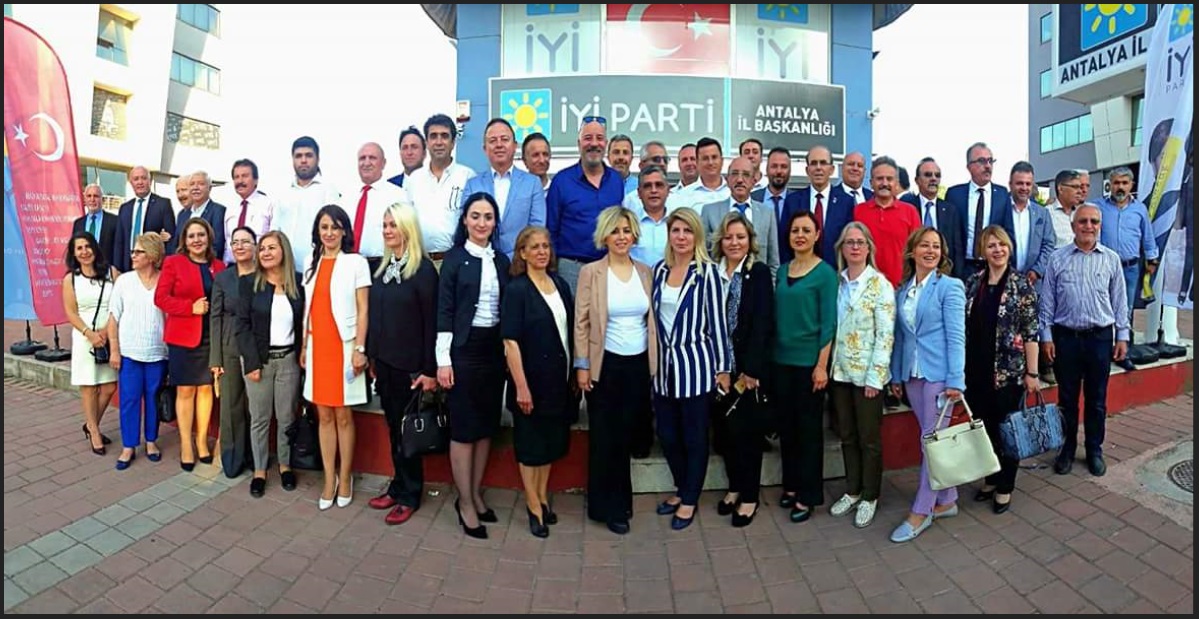 GÖRÜCÜYE ÇIKTILAR