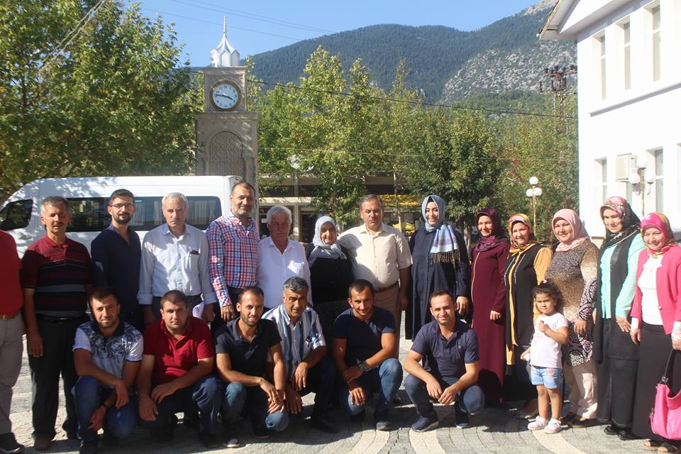 Çelik, AK Partililerle buluştu