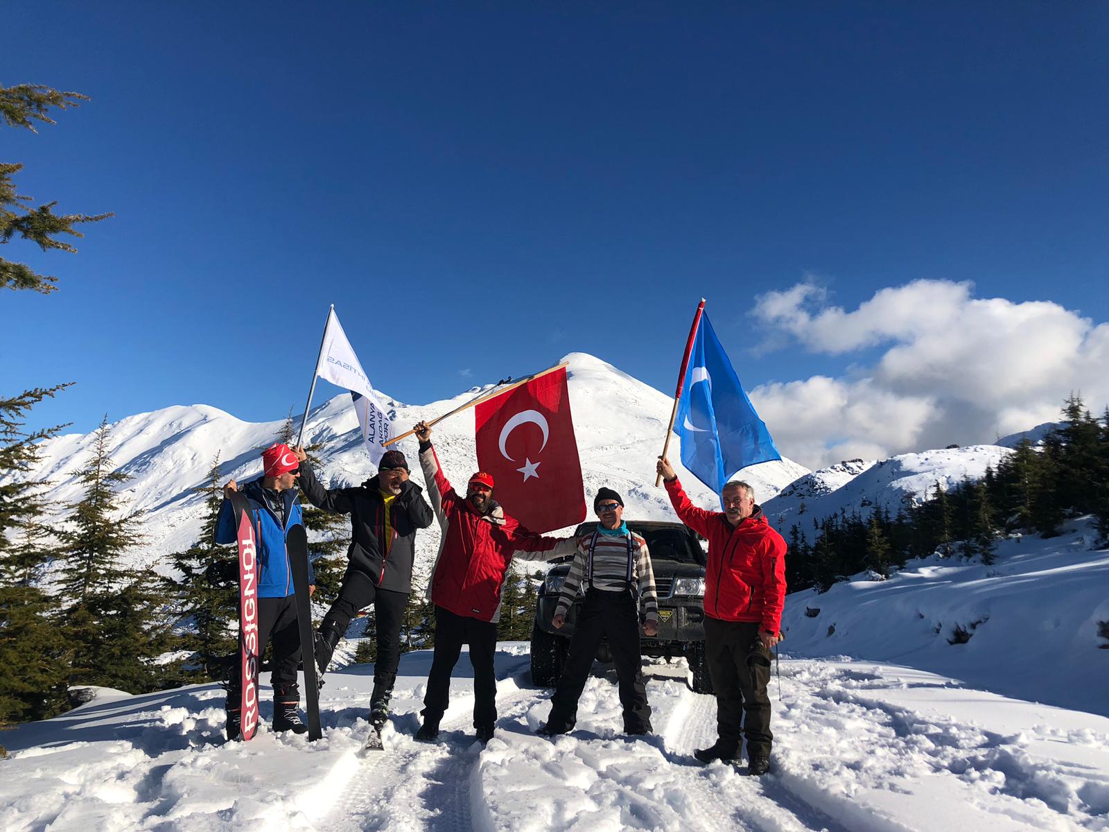 Akdağ’da kayak başladı