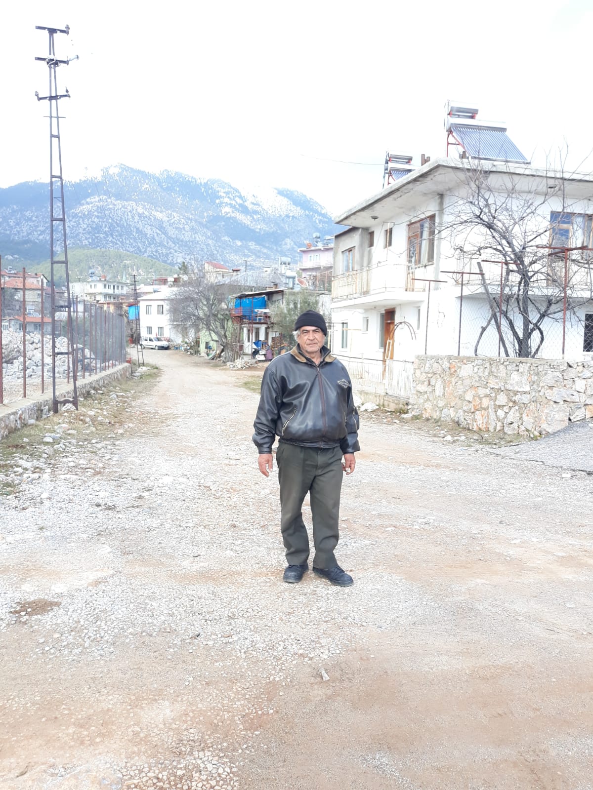 Bu yol yıllardır yapılmayı bekliyor