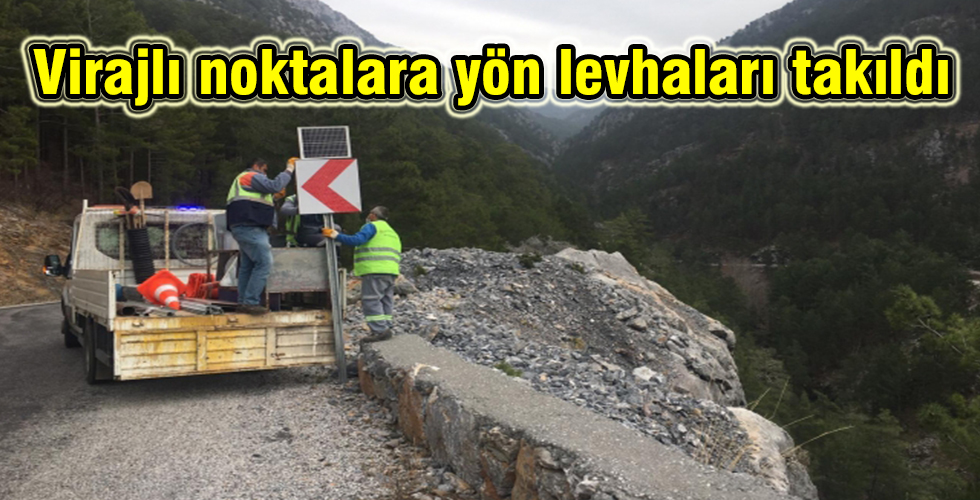 Virajlı noktalara yön levhaları takıldı
