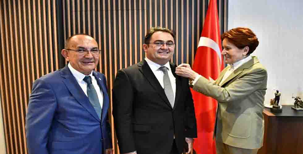 İbradı Belediye Başkanı parti değiştirdi