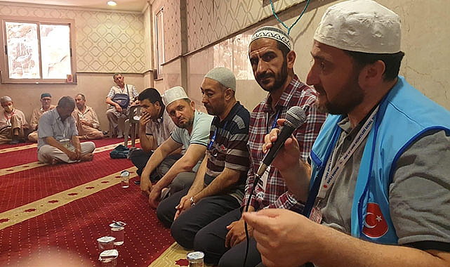 Depremde hayatını kaybedenler anıldı