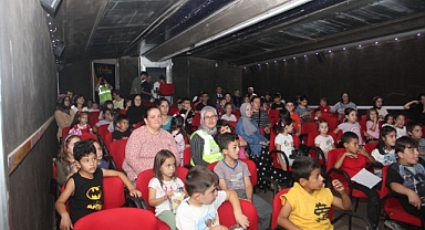 Gezen sinema Gündoğmuş'a geldi