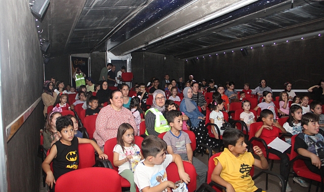 Gezen sinema Gündoğmuş'a geldi
