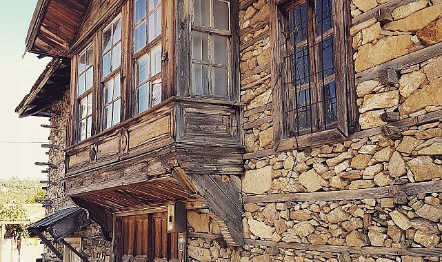 Dünya'da sadece Akseki ve İbradı bölgesinde bulunuyor