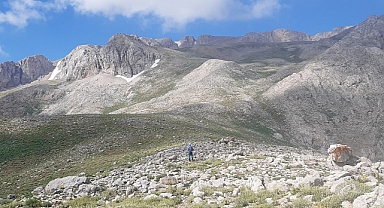 Geyik Dağları kime ait?