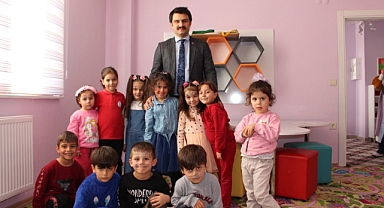 Kaymakam, minik kursiyerleri ziyaret etti