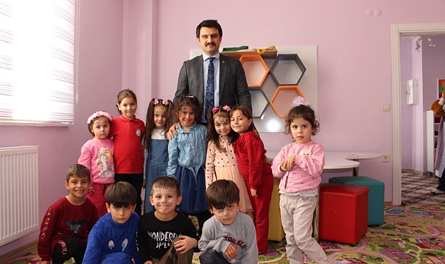 Kaymakam, minik kursiyerleri ziyaret etti