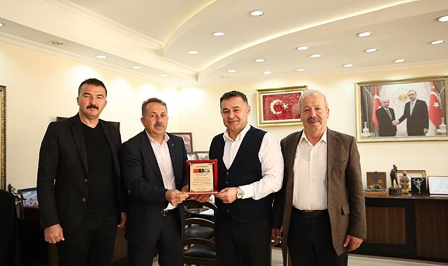 Türk Eğitim-Sen heyetini ağırladı