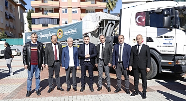 Yarım TIR’ı yola çıktı