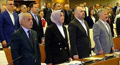 Gülen, büyükşehir meclis toplantısına katıldı