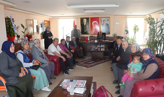 Gülen, ziyaretçileri ağırlıyor
