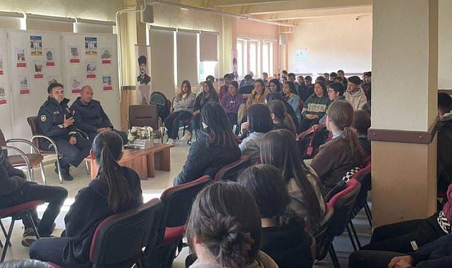 Gündoğmuş Çok Programlı Anadolu Lisesi'nde Kariyer Günleri