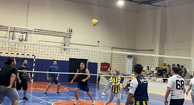 Kurumlar Arası Voleybol Turnuvası düzenlendi