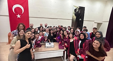Mezuniyet heyecanı törenle taçlandı