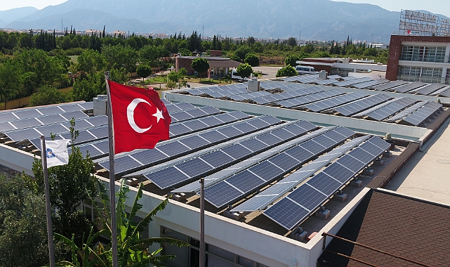Antalya Büyükşehir Belediyesi enerjisini güneşten alıyor