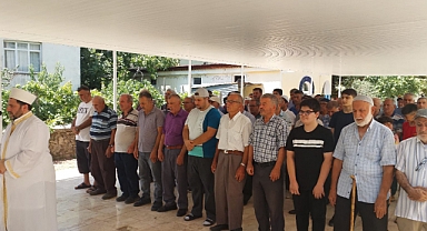 İsmail Haniye için gıyabi cenaze namazı kılındı