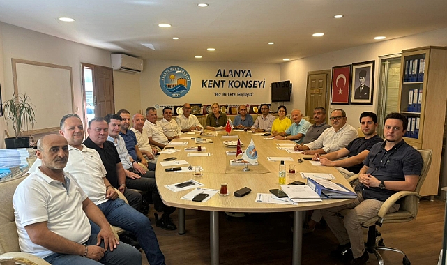 Alanya Kent Konseyi geniş katılımlı bir toplantı gerçekleştirdi