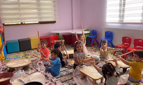Miniklerle geleneksel lezzet şöleni
