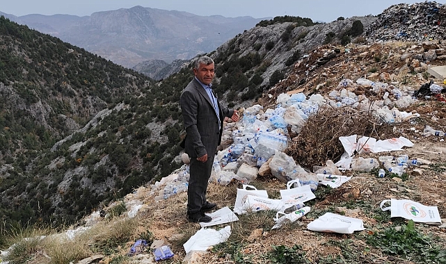 Belediye atıkları ortalığı karıştırdı