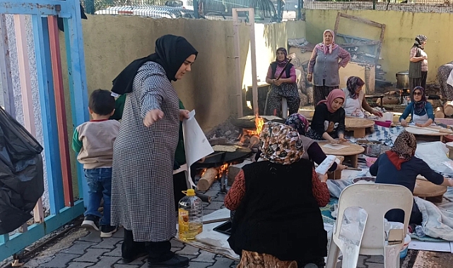 Kardelen Anaokulu’ndan gözleme ve tavuk pilav günü etkinliği