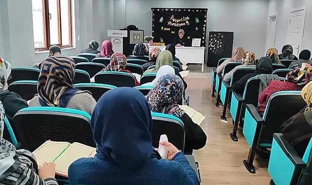 Müftülüğün mukabele geleneği sürüyor