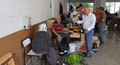 Başkan Gülen pazar esnafıyla buluştu