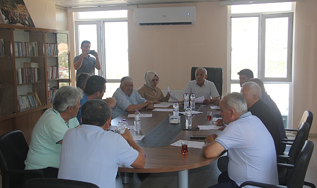Mecliste önerge gerginliği yaşandı