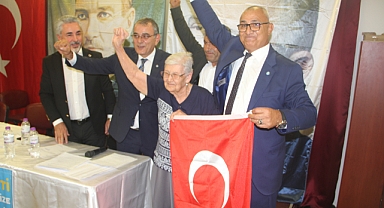 İbradı Kongresinde Yamansoy’a güvenoyu