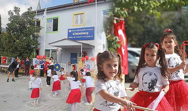 Minikler Cumhuriyet Bayramı’nı kutladı