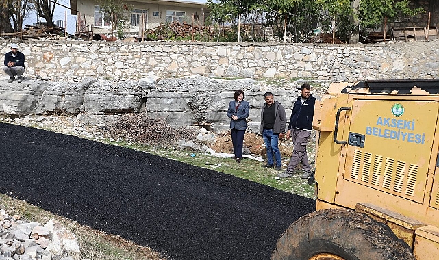 Başkan Akça, yol çalışmalarını inceledi