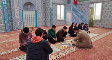 ÇEDES ekibi Belediye Camii’nde bir araya geldi