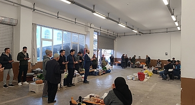 Cuma gününün bereketiyle esnaf buluşması