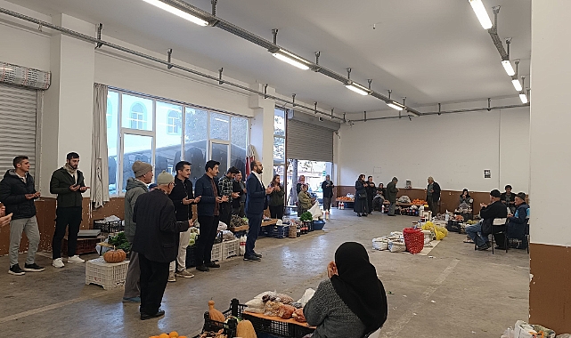 Cuma gününün bereketiyle esnaf buluşması