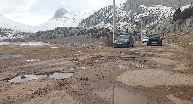 Gelesandra yolunda vatandaş bakımsızlıktan şikayetçi