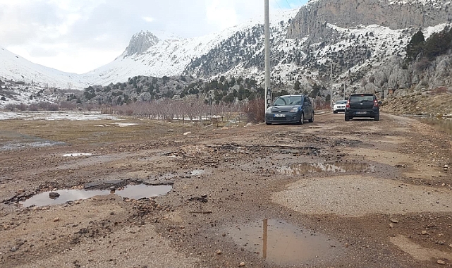 Gelesandra yolunda vatandaş bakımsızlıktan şikayetçi