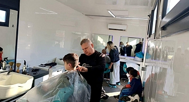 Mobil kuaför vatandaşın ayağına gitti