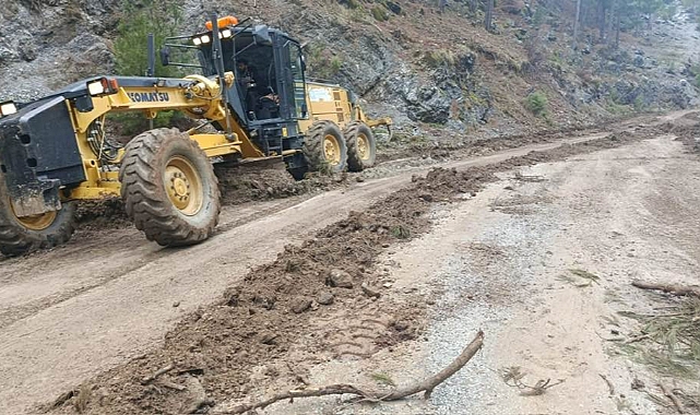 Taşatan yolunda hummalı çalışma